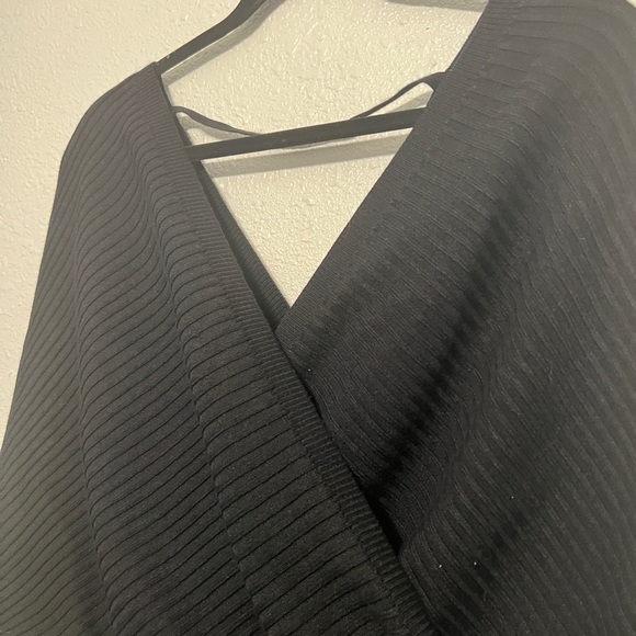 LOVE Tree women’s oversized slouchy sweater dress, ripped black, V neck SZ L - Picture 2 of 10